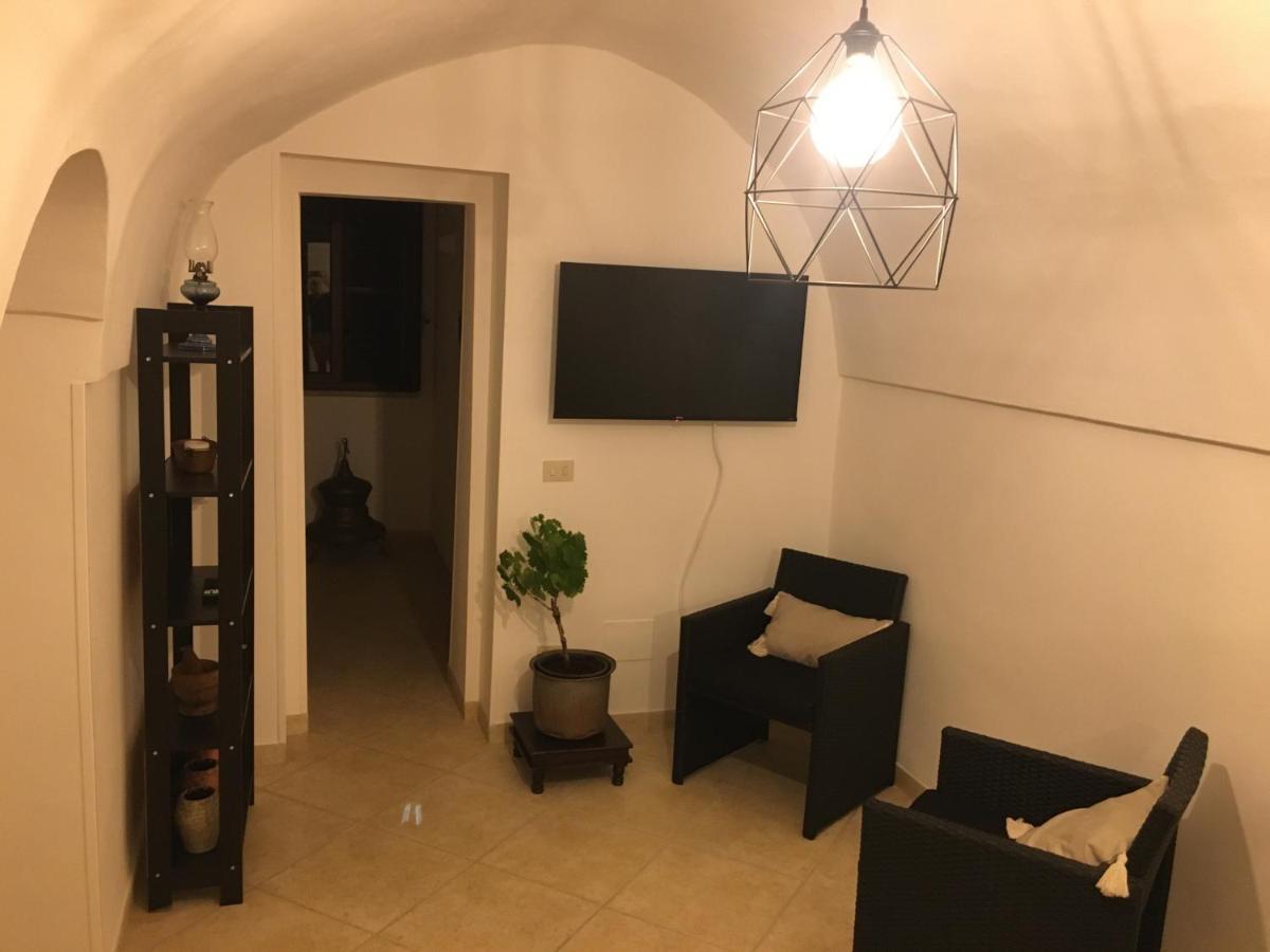 Trulli Pinnacoli 洛科罗通多 外观 照片